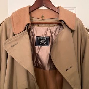 Burberry
Men's Natural Mw Kensington Long